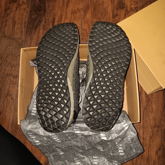 Men8/Wom 9.5 BRAND NEW NOBULL DIAMOND KNIT RUNNER. WOMENS SIZE 9.5/MENS SIZE 8 - Picture 7 of 10